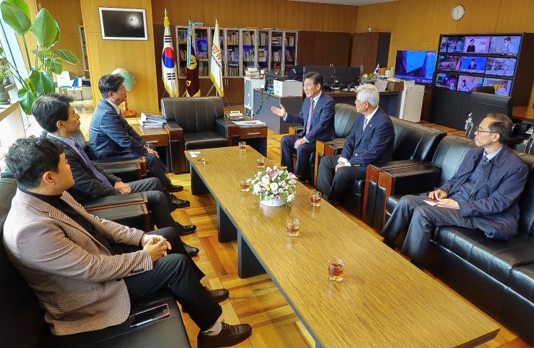 KakaoTalk_20231109_145033346.jpg 이미지입니다.