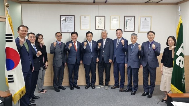 AT(4).jpg 이미지입니다.