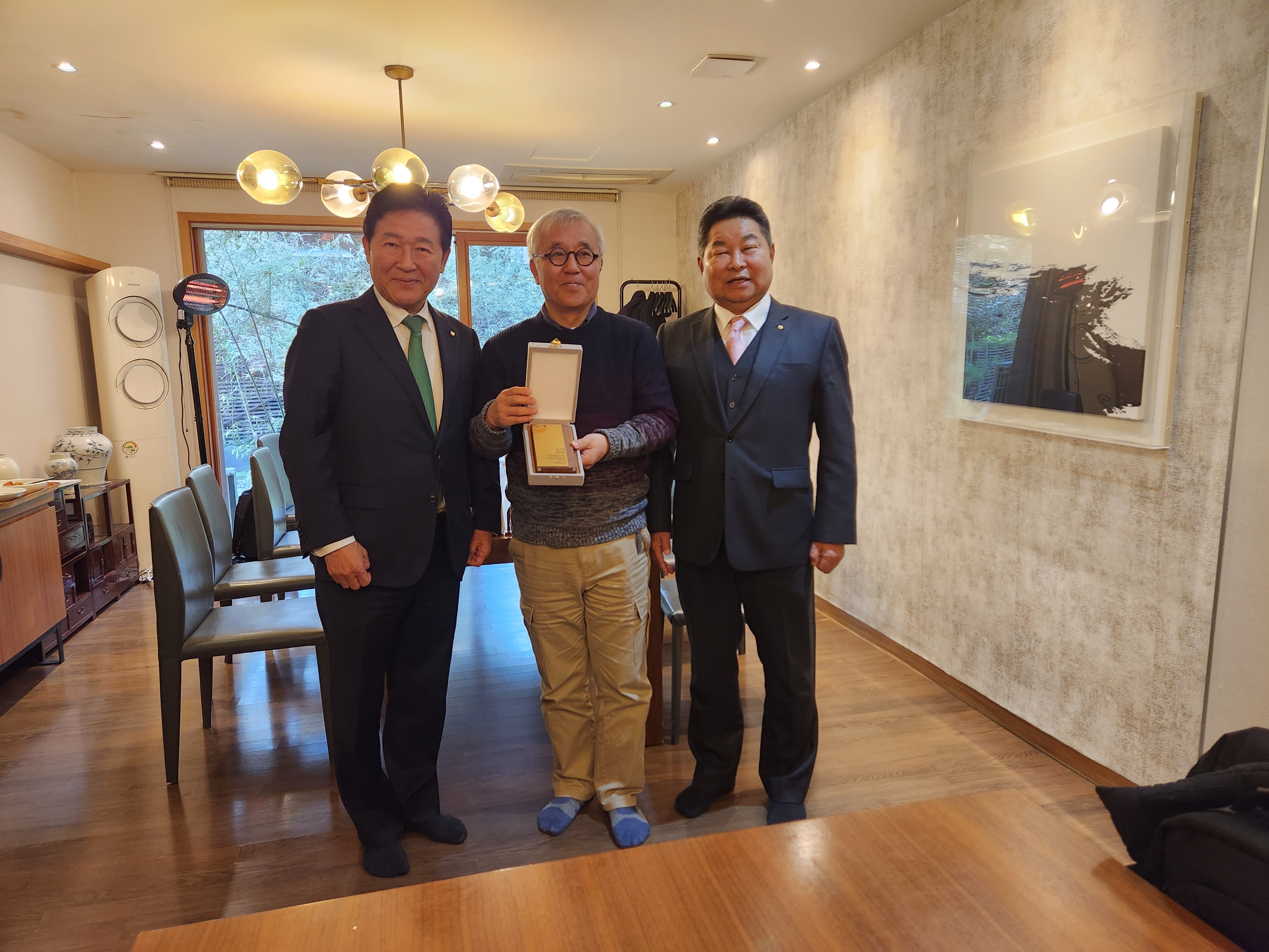 KakaoTalk_20231122_144931464_03.jpg 이미지입니다.