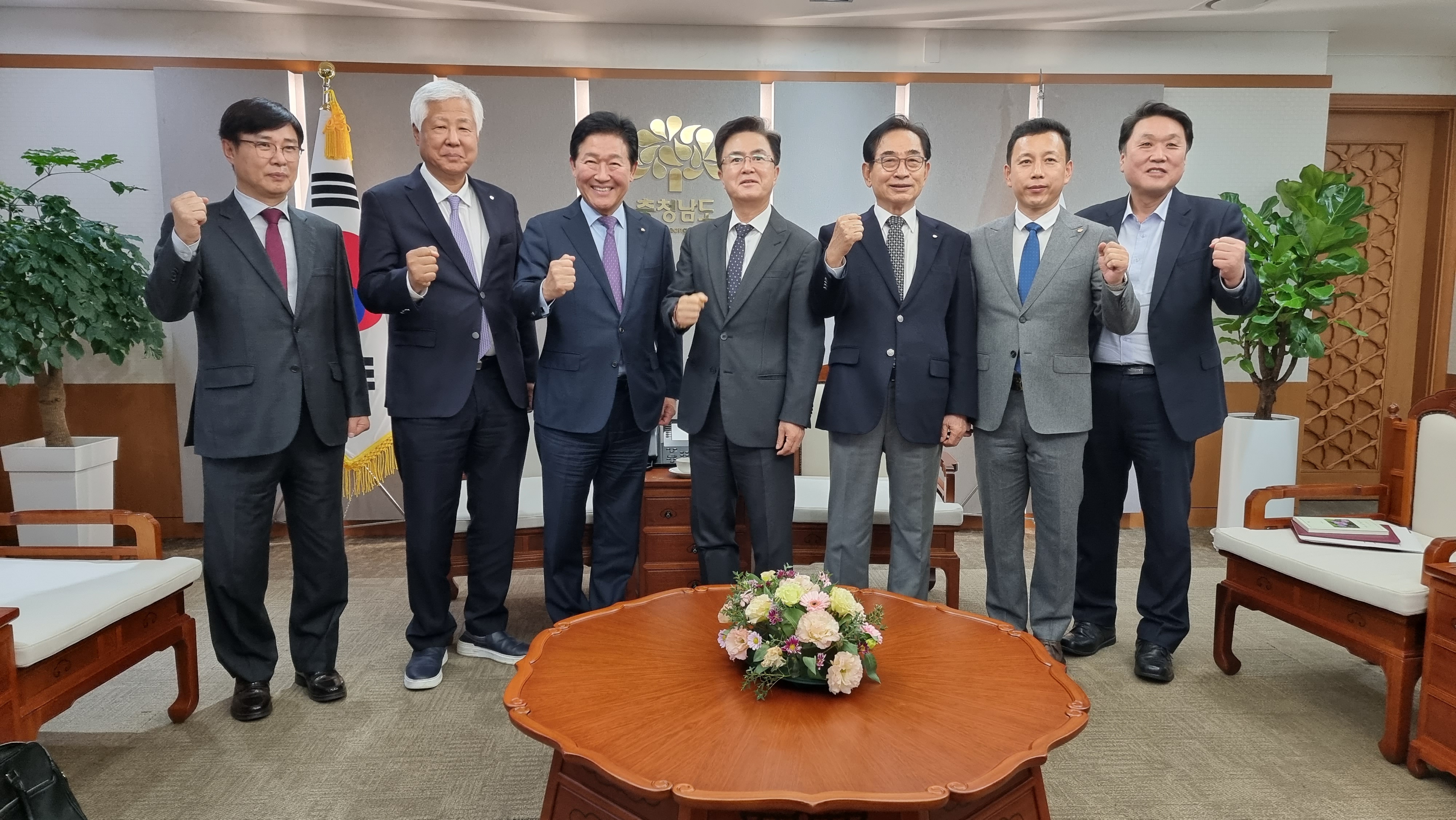 44.jpg 이미지입니다.