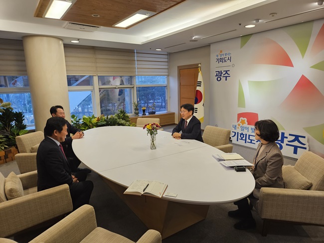 KakaoTalk_20231129_165807647_20.jpg 이미지입니다.