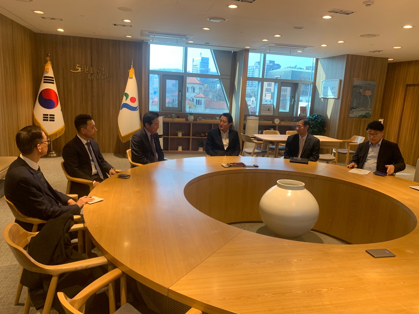 KakaoTalk_20231205_164320852.jpg 이미지입니다.