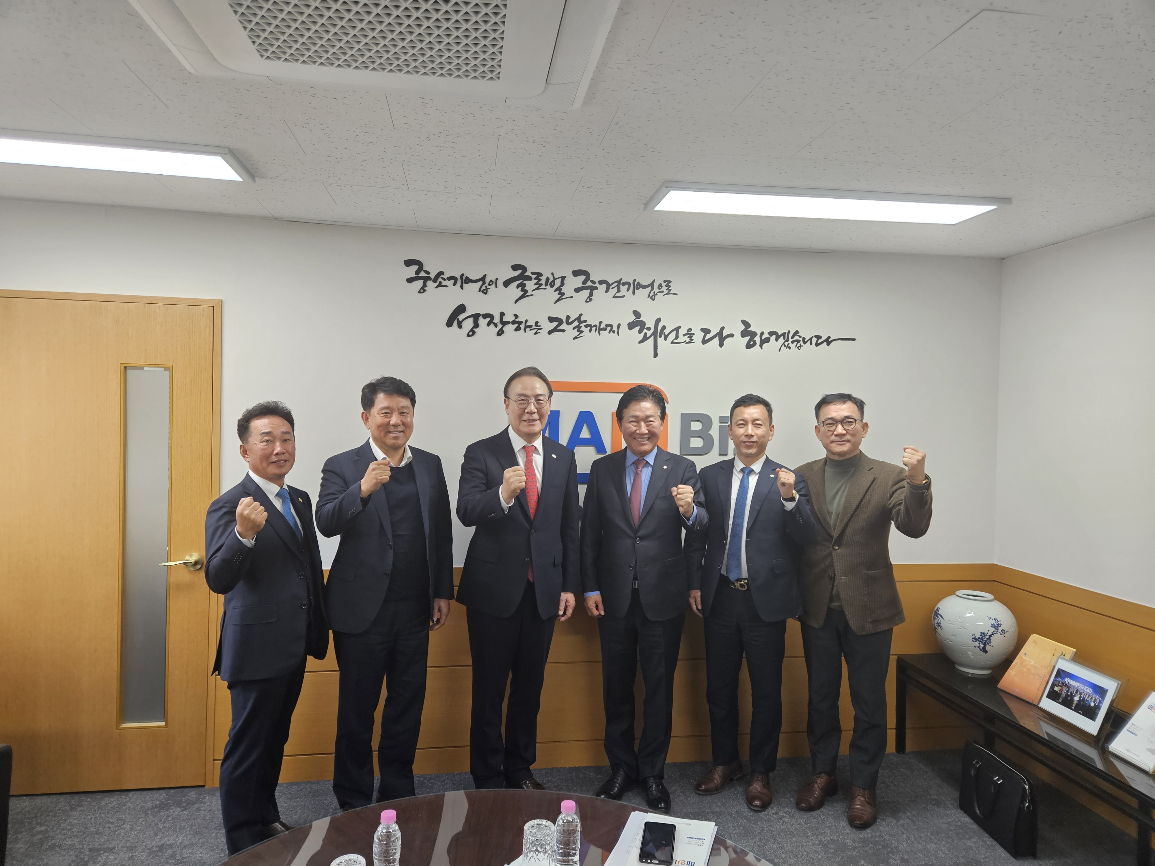 KakaoTalk_20231207_141609242.jpg 이미지입니다.