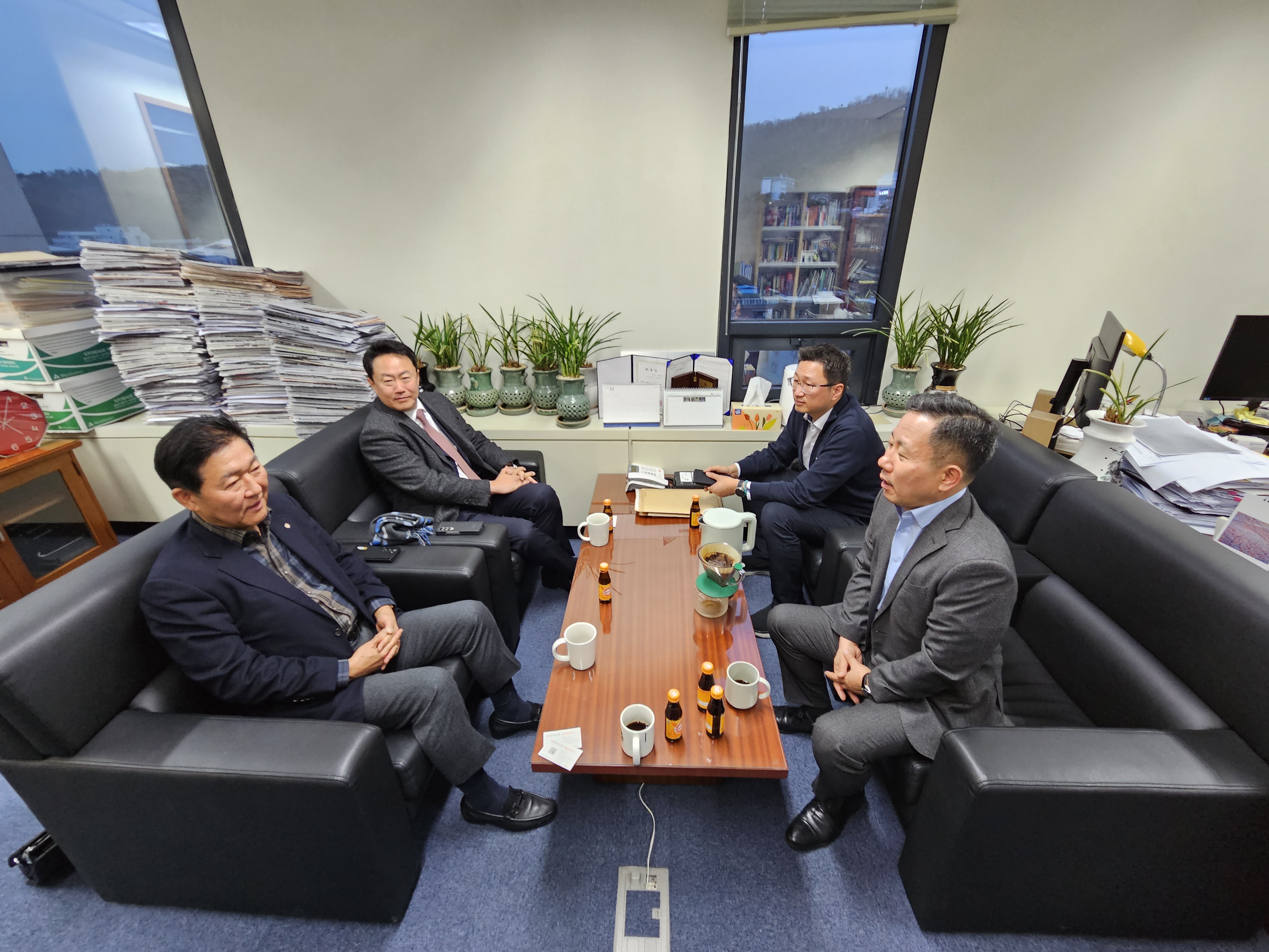 KakaoTalk_20231218_175224837_02.jpg 이미지입니다.