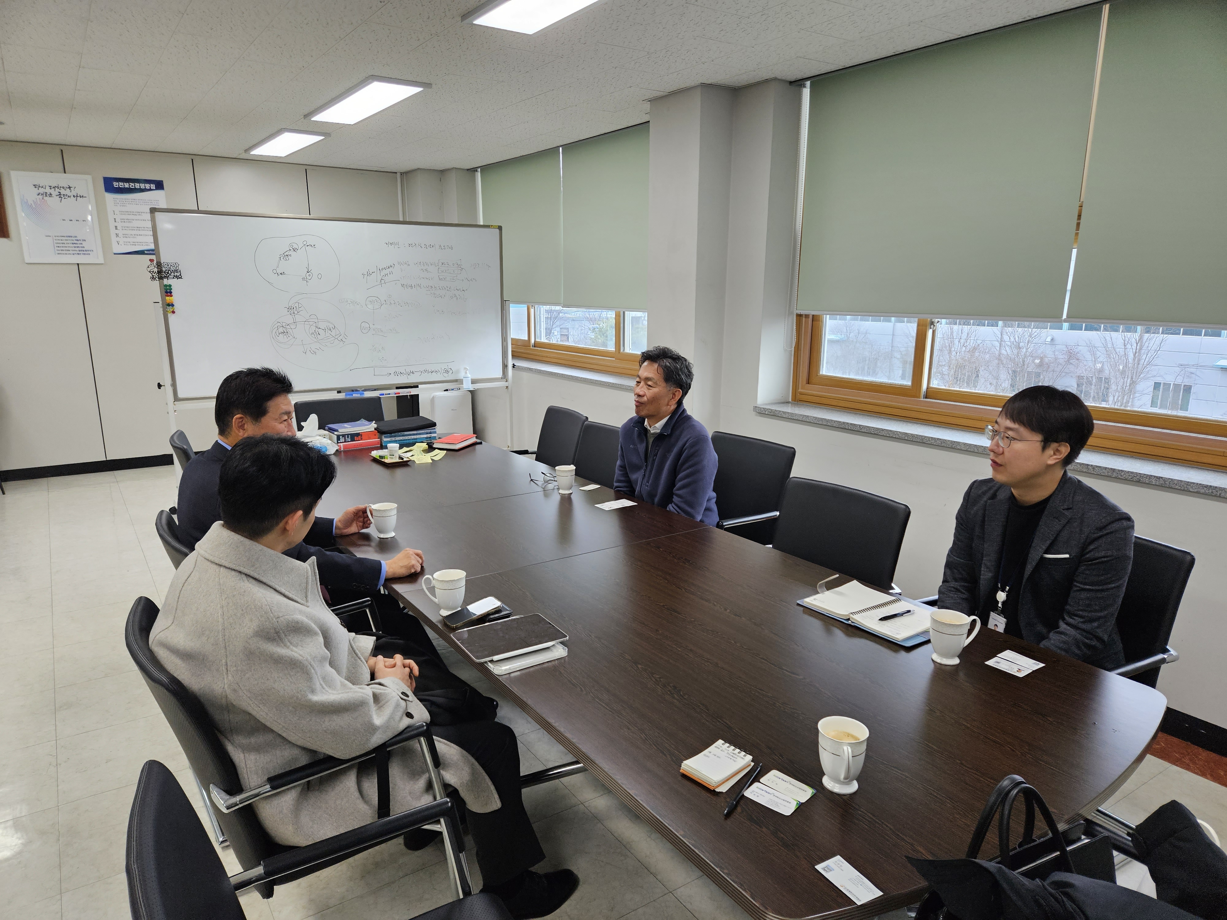 KakaoTalk_20231219_114707385_03.jpg 이미지입니다.