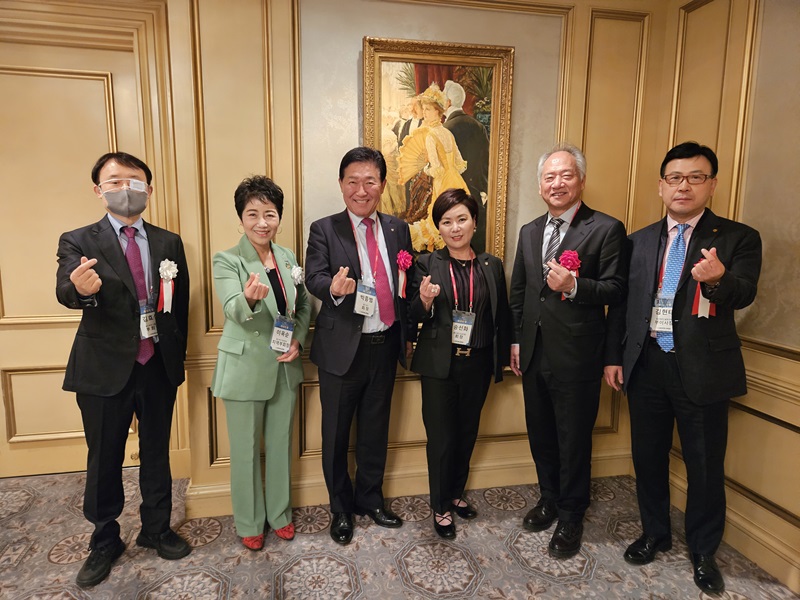 KakaoTalk_20231222_175850901_02.jpg 이미지입니다.