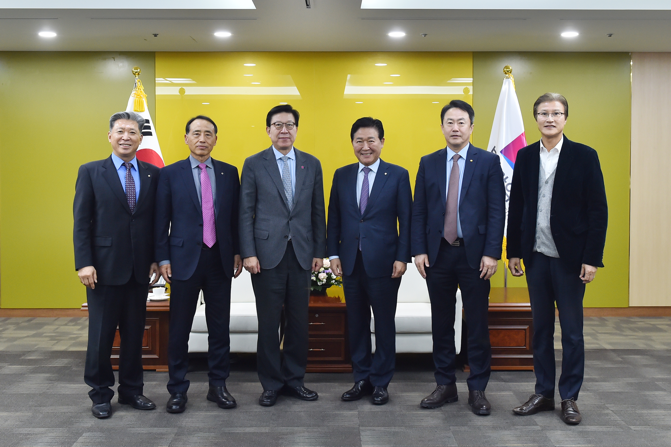 전체.jpg 이미지입니다.