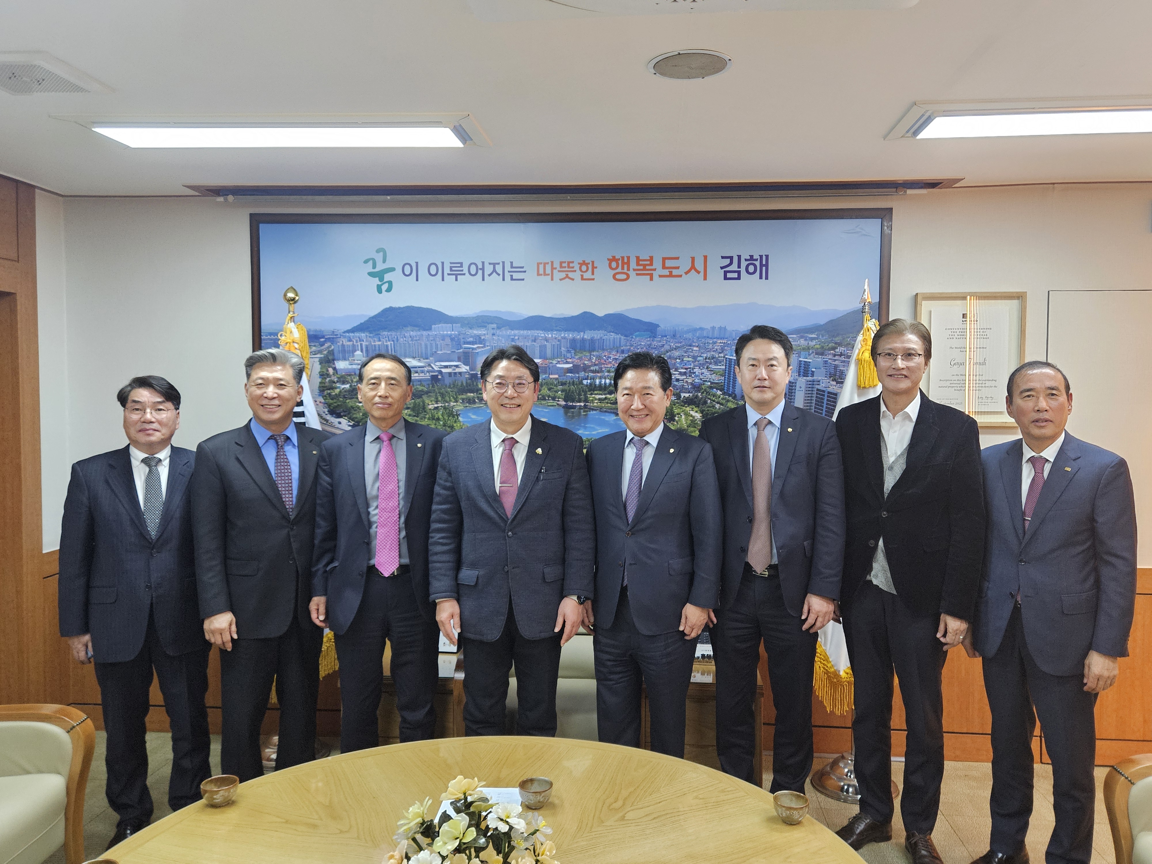 KakaoTalk_20240117_174808723.jpg 이미지입니다.