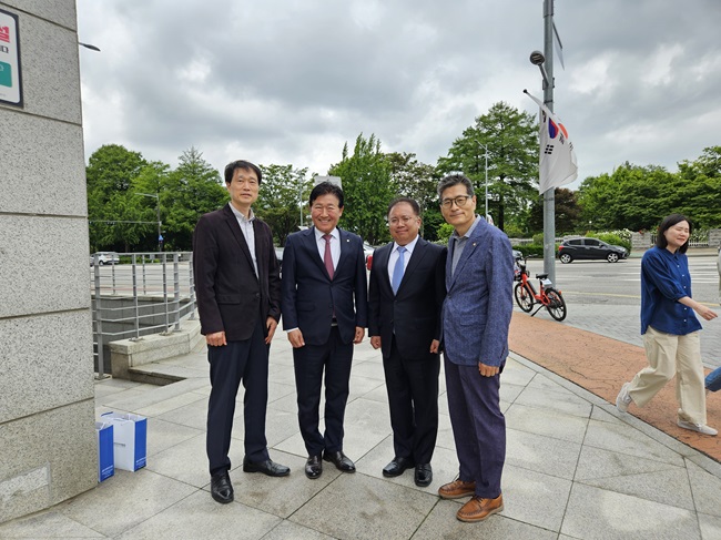 KakaoTalk_20240520_170318641_02.jpg 이미지입니다.