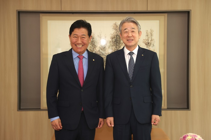 KakaoTalk_20240521_175953062_04.jpg 이미지입니다.