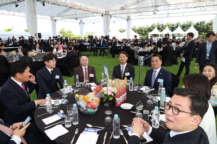 2024 대한민국 중소기업인대회(2).jpg 이미지입니다.