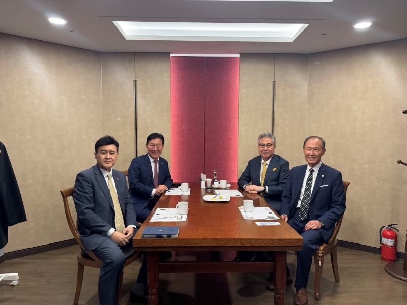 박진 전장관 간담회.jpg 이미지입니다.