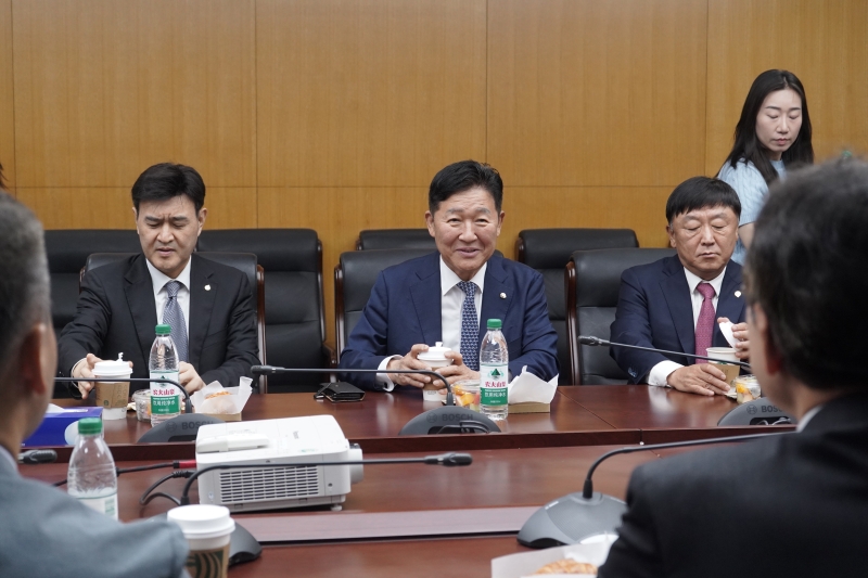 주광저우 총영사관 방문 (5).JPG 이미지입니다.