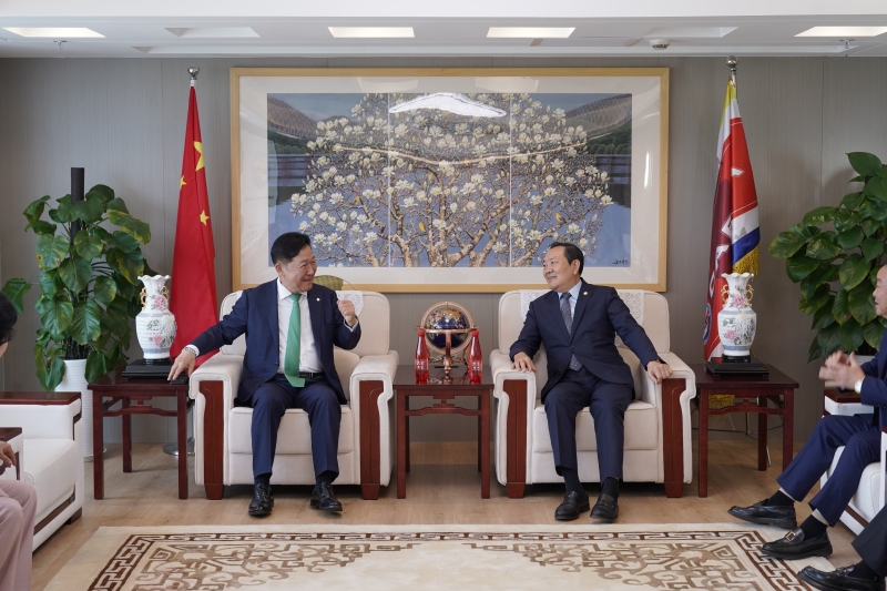 아주경제발전협회 MOU (1).JPG 이미지입니다.