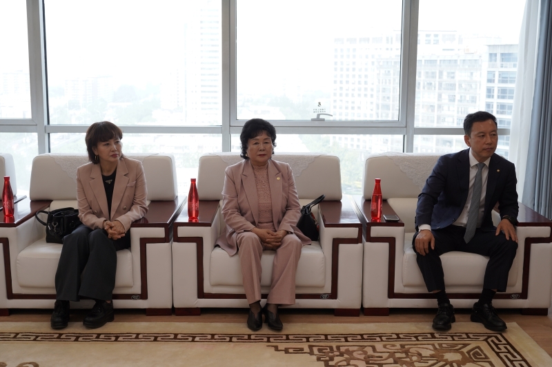 아주경제발전협회 MOU (3).JPG 이미지입니다.