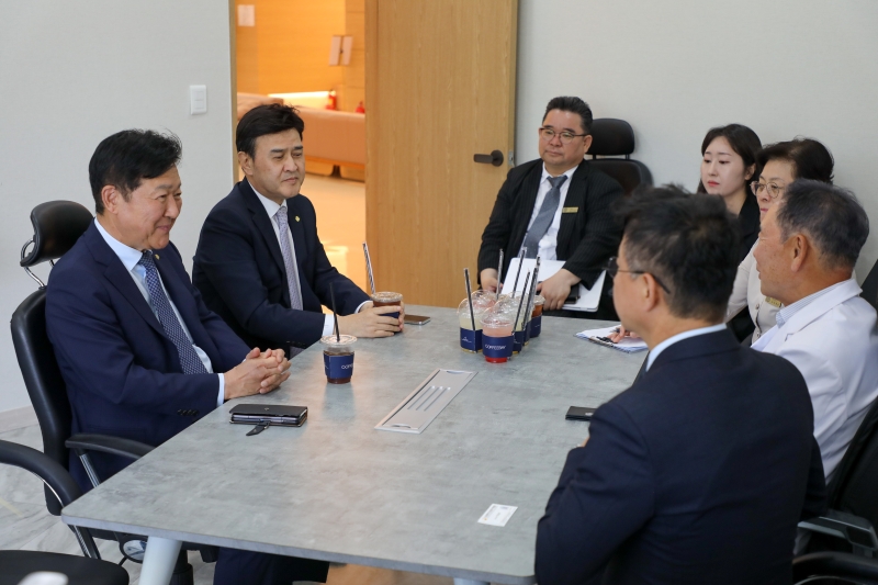 연세미래체크업 MOU (1).jpg 이미지입니다.